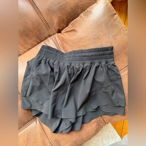 Shake It Out High-Rise Running Short 2.5"